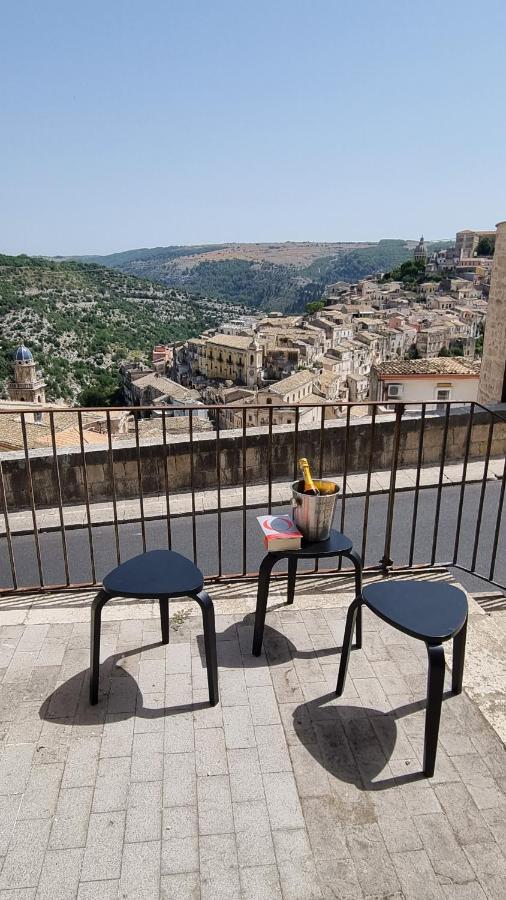 Super Giu Apartment Ragusa Exterior photo