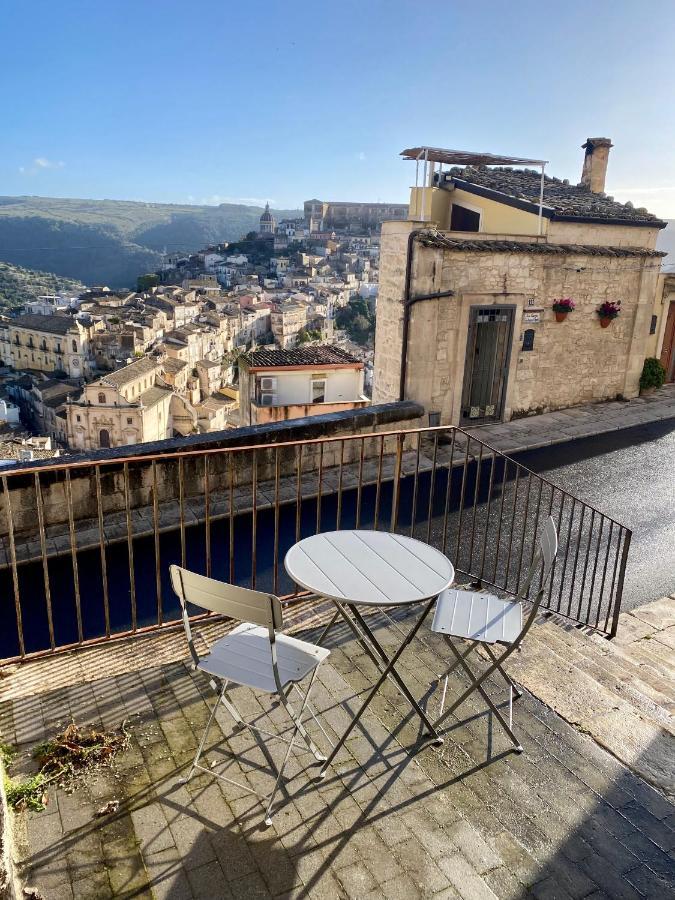 Super Giu Apartment Ragusa Exterior photo